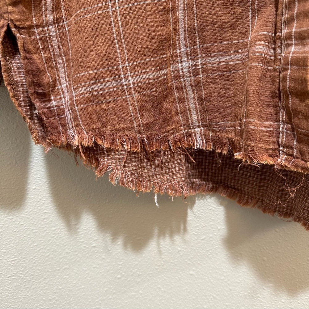 Hem & Thread Raw Edge Button Down - image 5